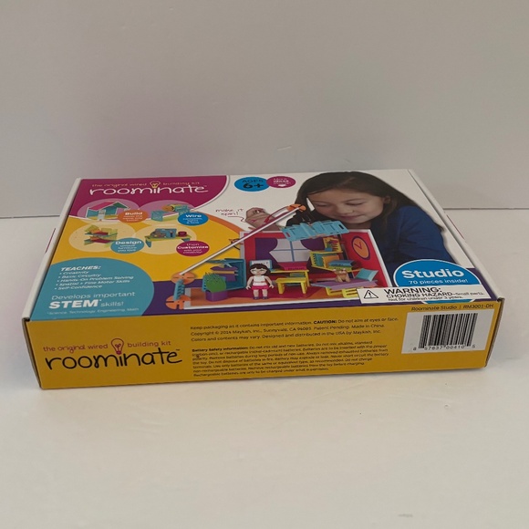 Roominate Studio Wired Building Design Kit 70 Pieces Girls STEM Toy Ages 6+ - Picture 5 of 6